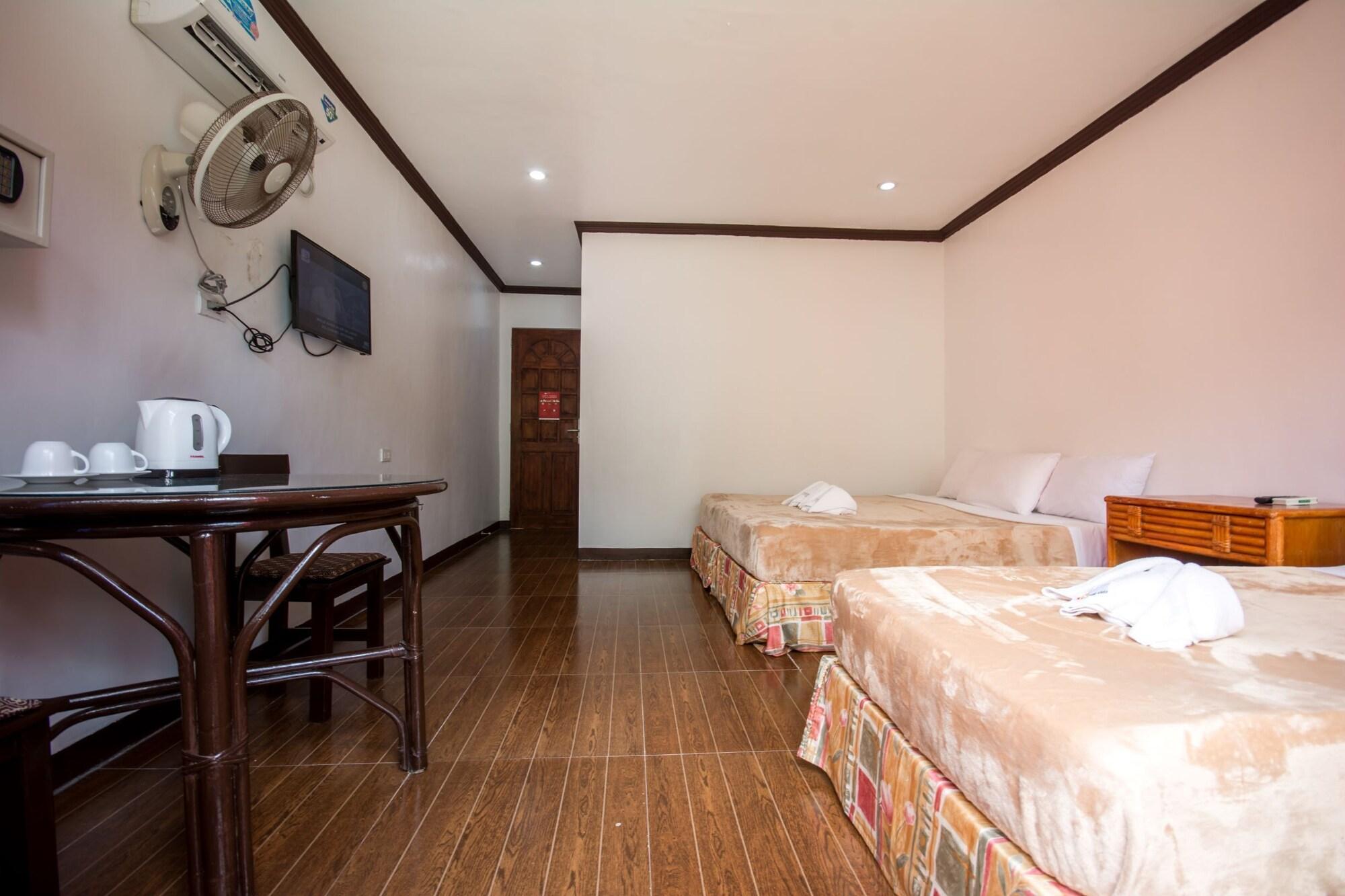 The Club Ten Beach Resort Boracay Balabag  Buitenkant foto