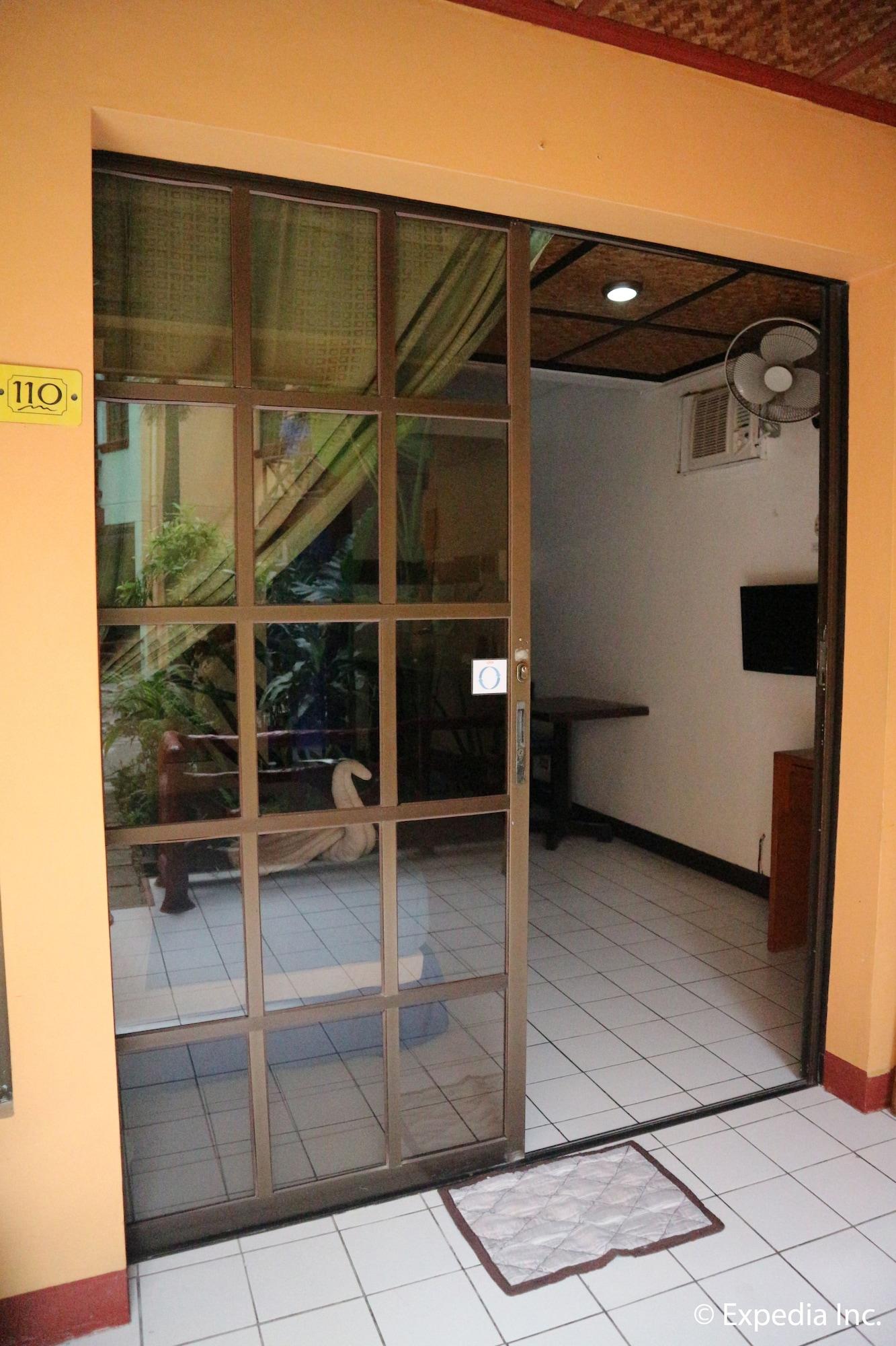 The Club Ten Beach Resort Boracay Balabag  Buitenkant foto